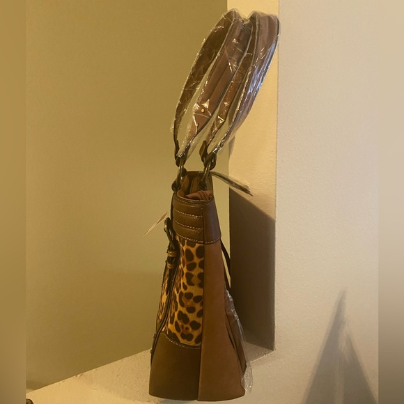 Justin Boots Women's Leopard Print Purse Concealed Carry. NWT. Inside Pockets - Picture 6 of 9